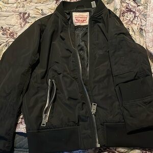 Women’s Levi’s lightweight bomber jacket